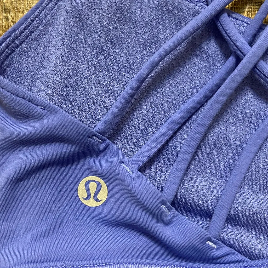 Lululemon Free To Be Wild Sports Bra‎ Blue Size 8 Women - Image 3