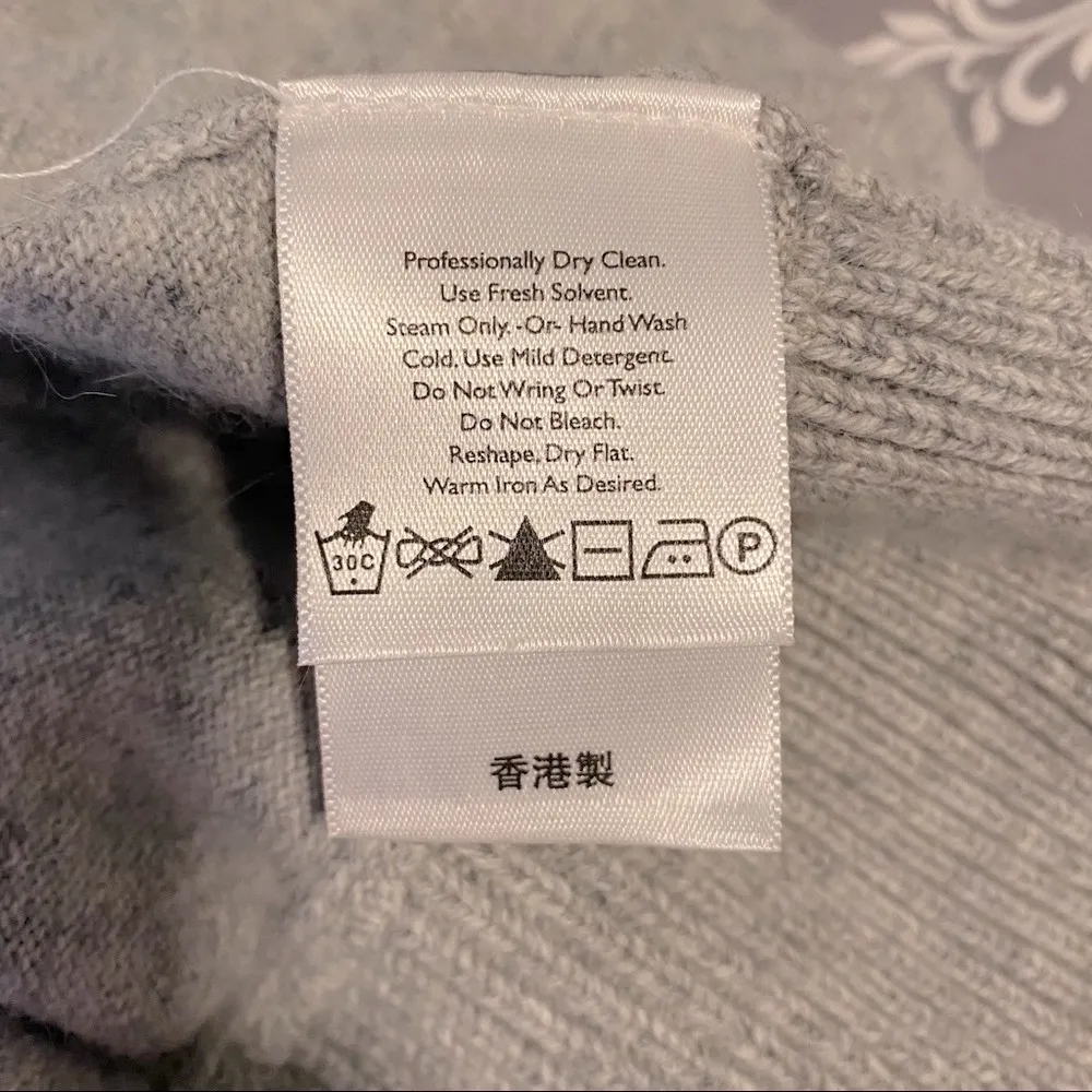 Eddie Bauer || Grey v-neck angora blend sweater vest - Image 3