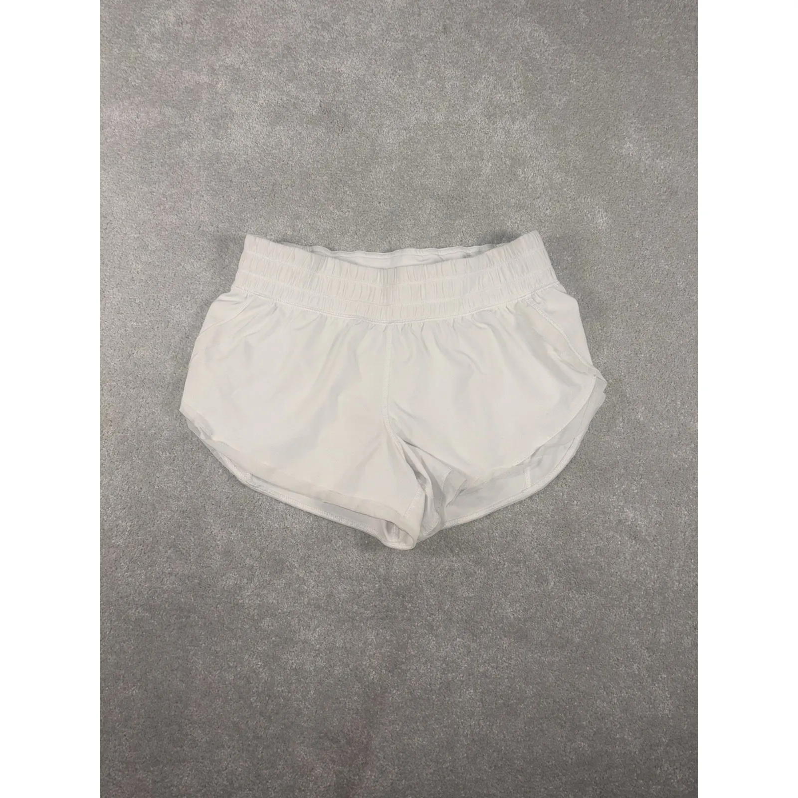 Lululemon Shorts Women 6 White Anew Running Yoga Gym Casual 4" Inseam - Image 2