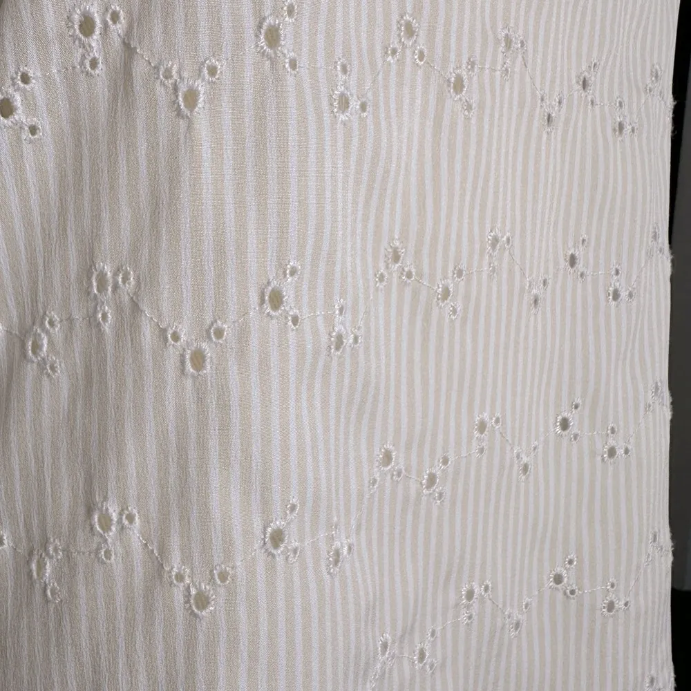 Loft Smocked Shoulder Pale Yellow Eyelet Women's Blouse (641) - Image 8