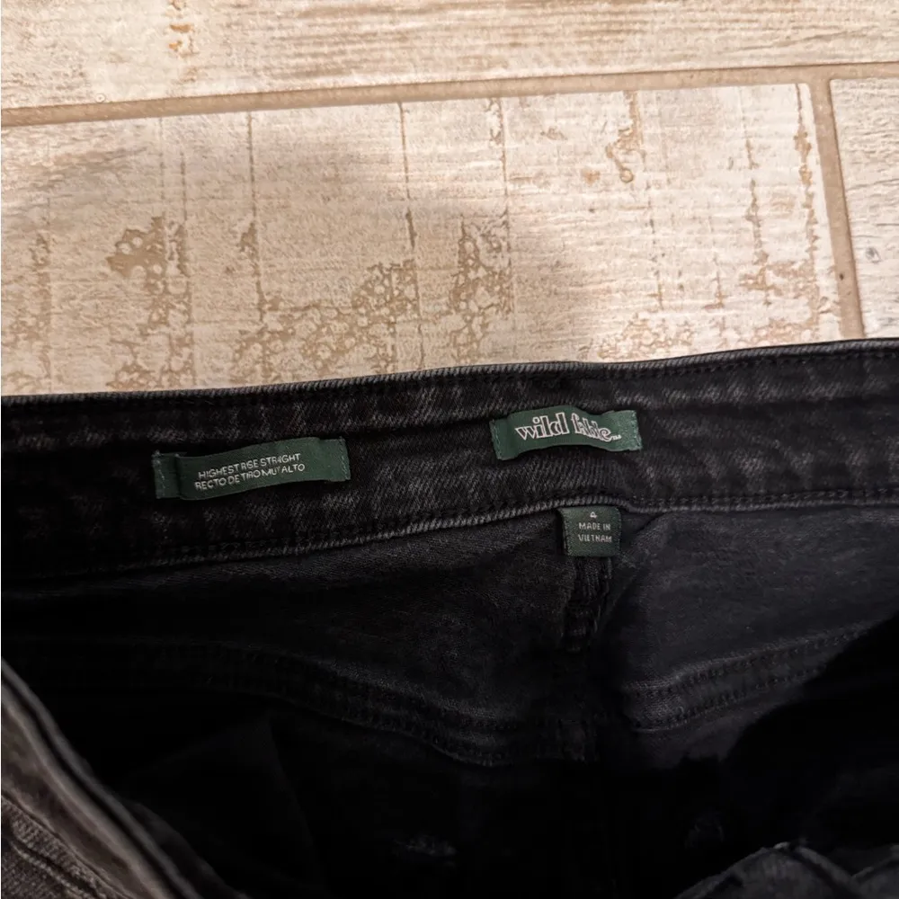 Wild Fable Black Distressed Jeans - Image 4