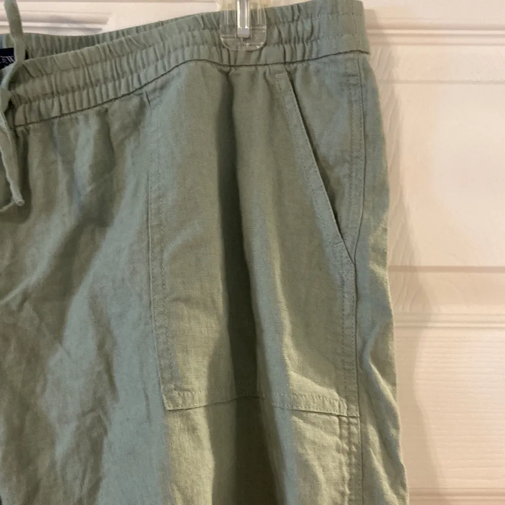 J.Crew Linen Shorts size XL brand new beautiful sage green color - Image 3