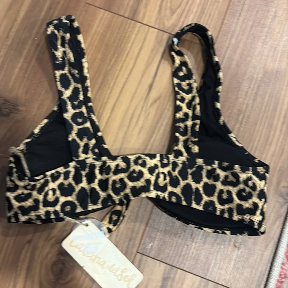 Cabana Del Sol Leopard Bikini Top - Image 3