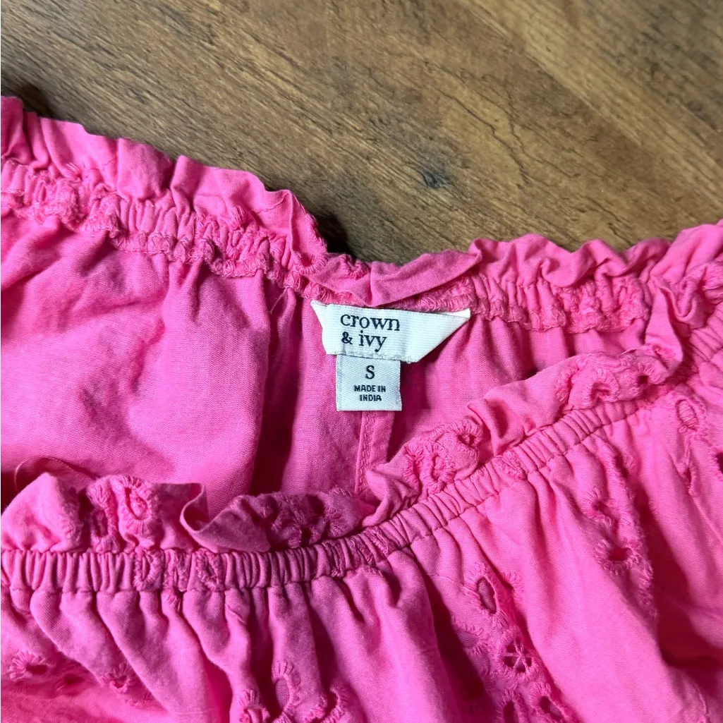 Crown & Ivy Pink Floral Eyelet Blouse size small - Image 2