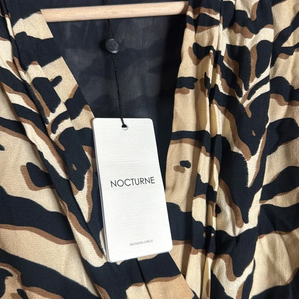 Nocturne ladies tiger Animal Print V - Image 5