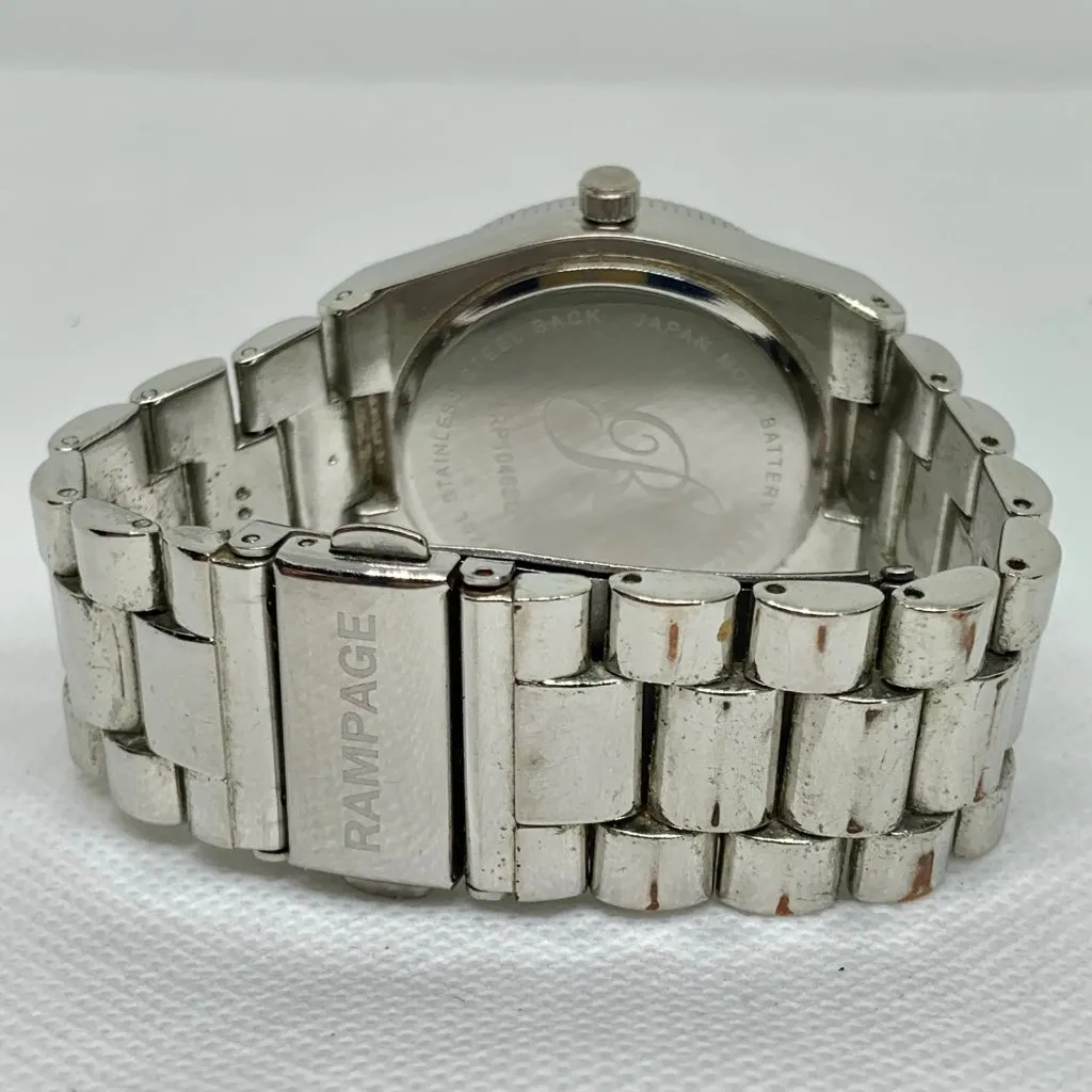 Rampage women silver tone watch 34mm Roman indices size 5” running - Image 5