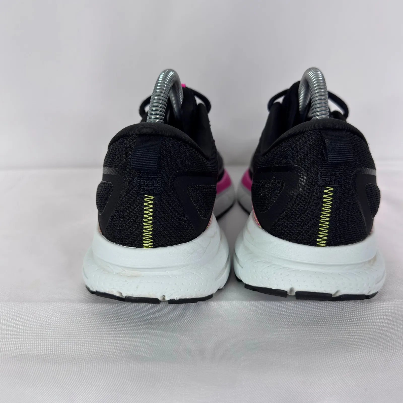 Brooks Trace 2 Women's Running Shoes Black Pink Sz 9 Medium B 1204011B098 - Image 4