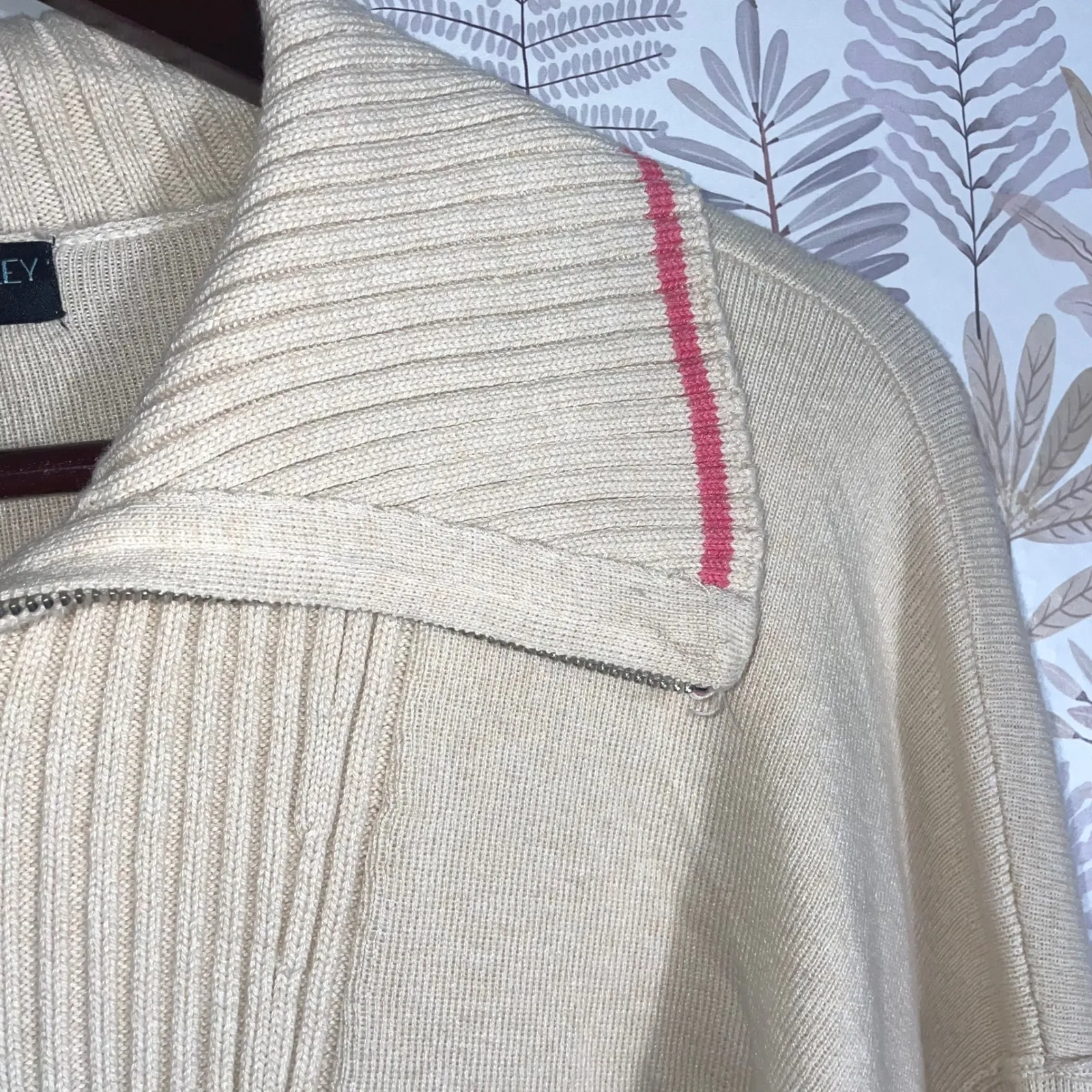 Cynthia Rowley Active‎ Women's Sweater Medium Beige Half Zip Pullover Pink Trim - Image 4