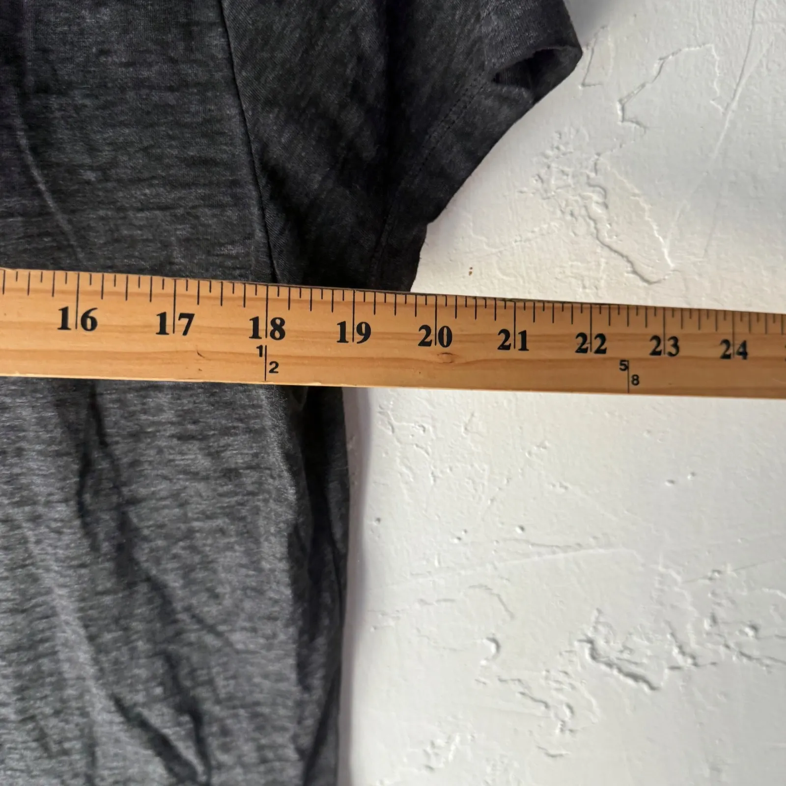 C&C California Women's Gray Palm Tree Graphic T-Shirt Size L Casual Beach - Image 7