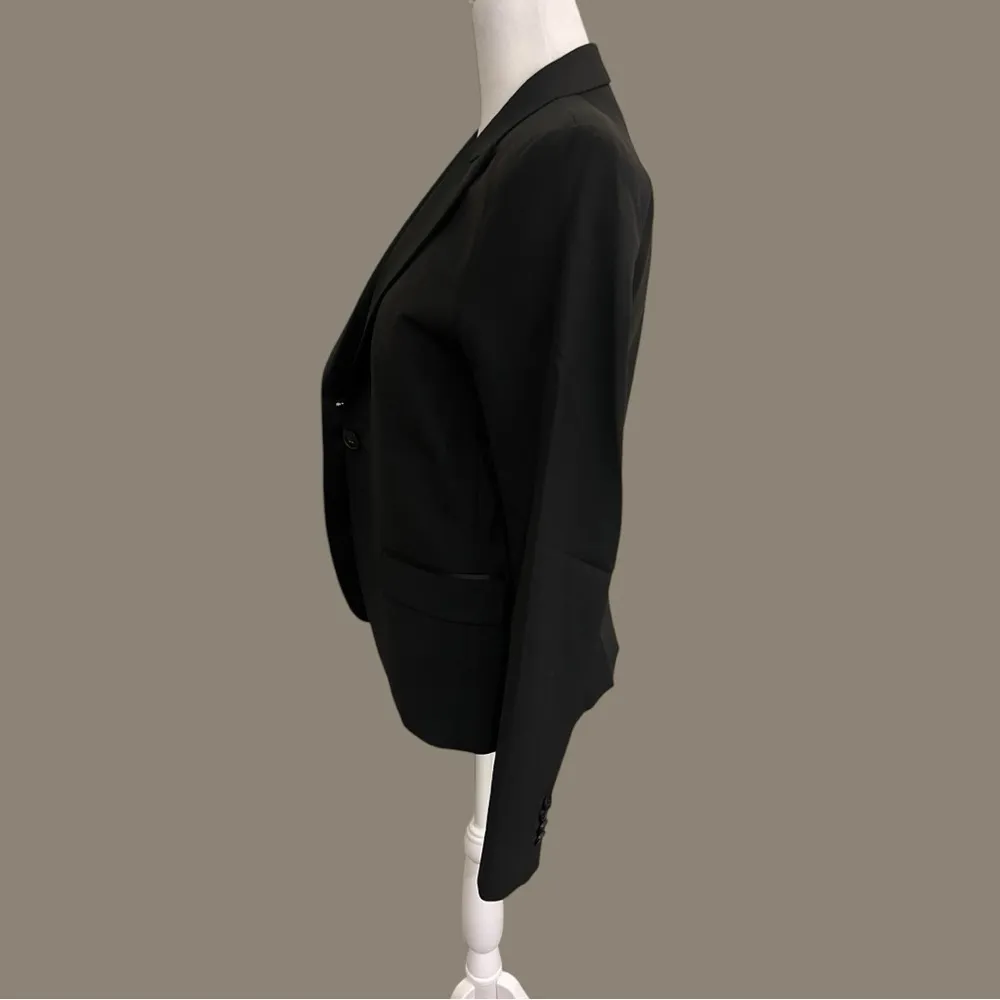 Theory Black Tailored Blazer with Notched Lapels - Image 6