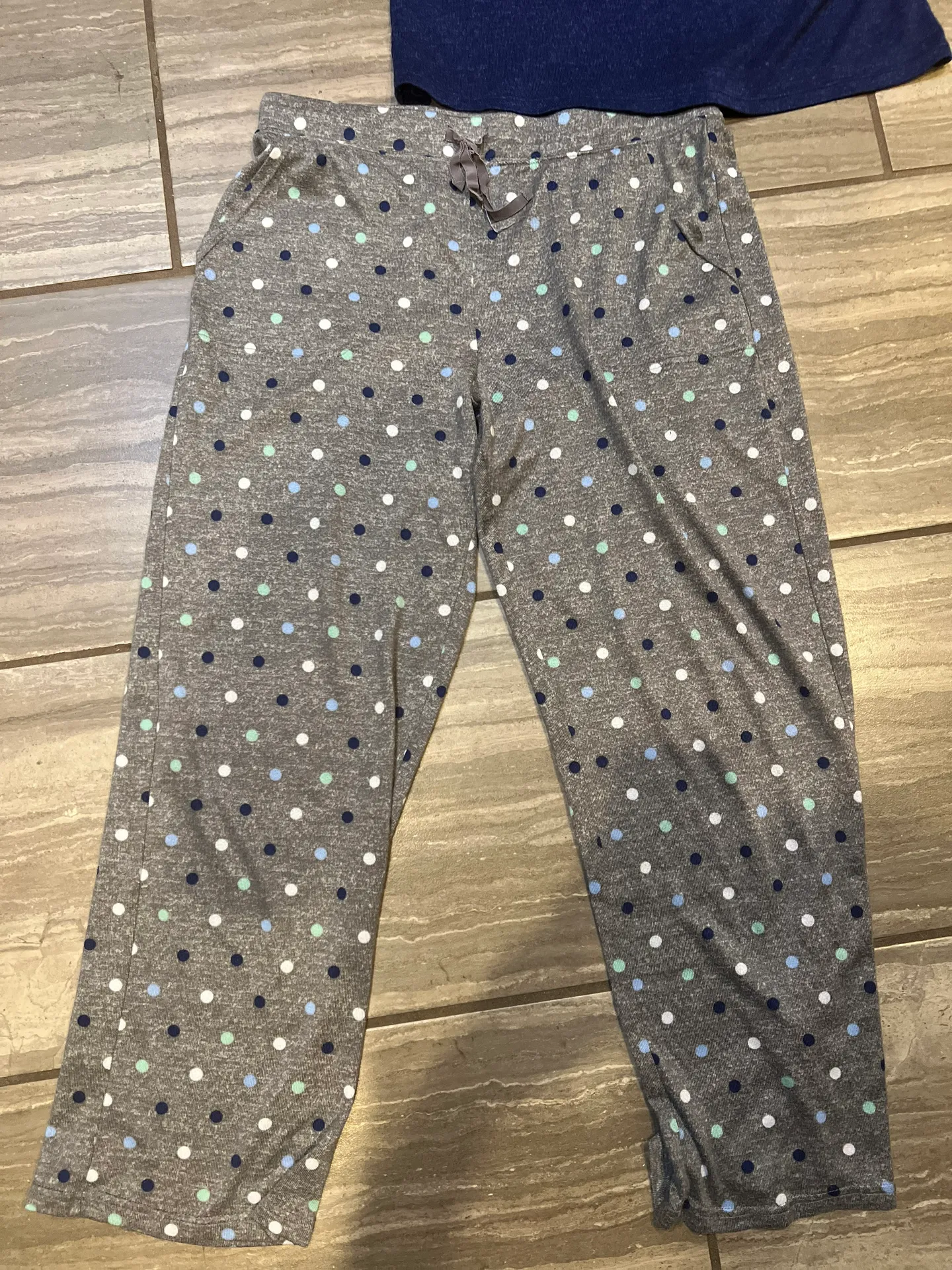 Womens Sz S & M  Sleepwear Set - Image 2