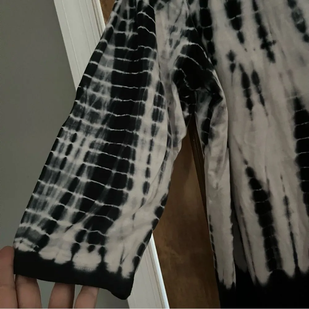 Focus Casual Life Long Sleeve V Neck Tie Dye Ombre Navy White Size Large. Blue - Image 4