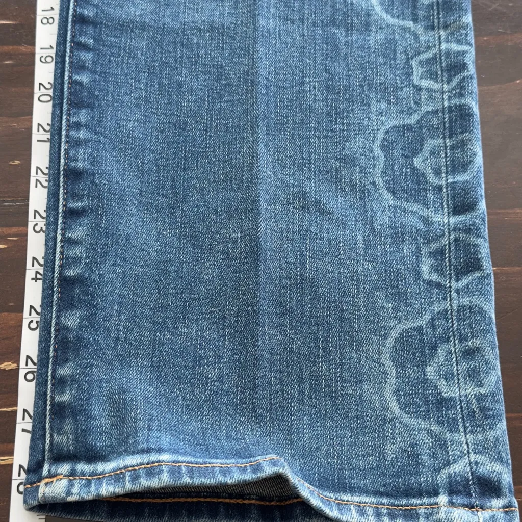 Chicos High Rise Laser Print Straight leg Jeans 12R - Image 8