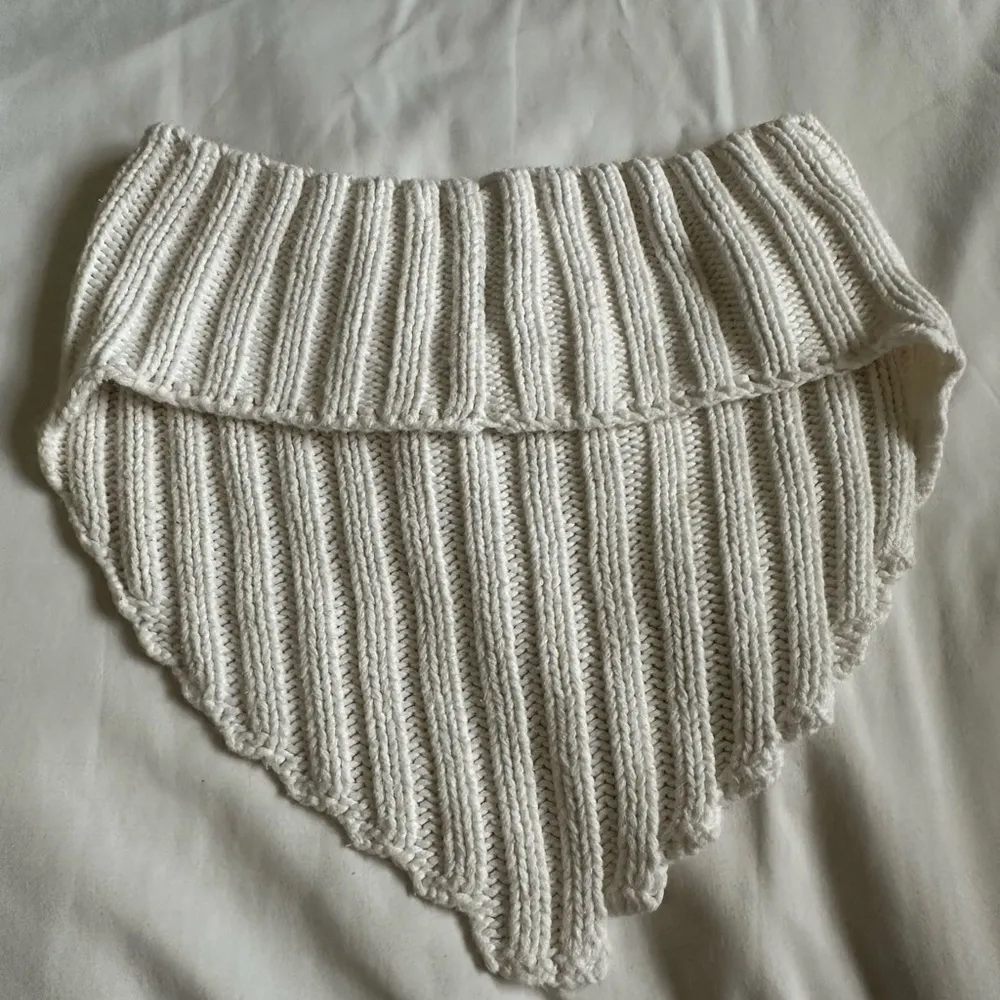 White Ribbed Knit Tube Top - Image 3