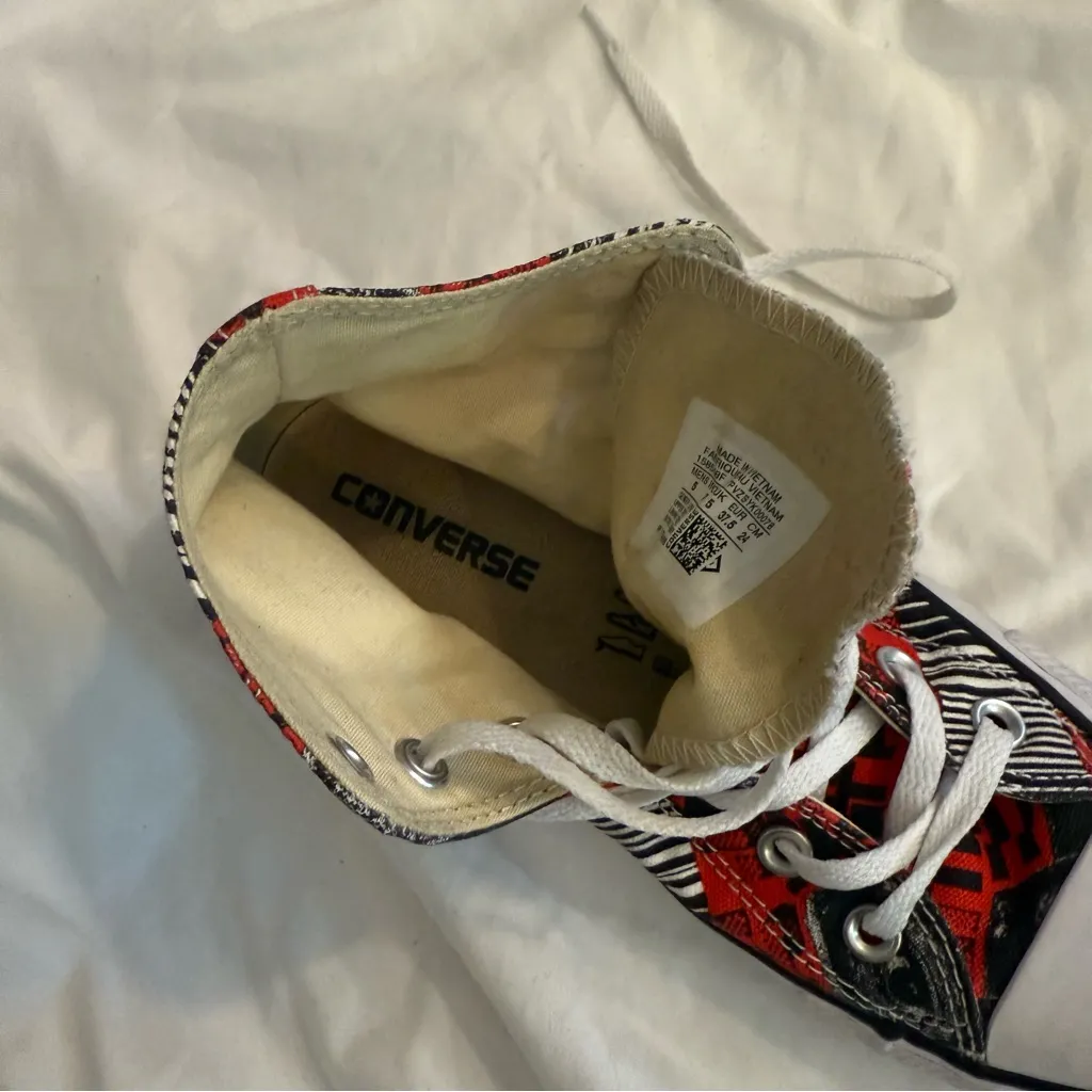 EUC Converse Chuck Taylor All Star Hi Vision Red Black Sneakers 158548F Size 7 - Image 6