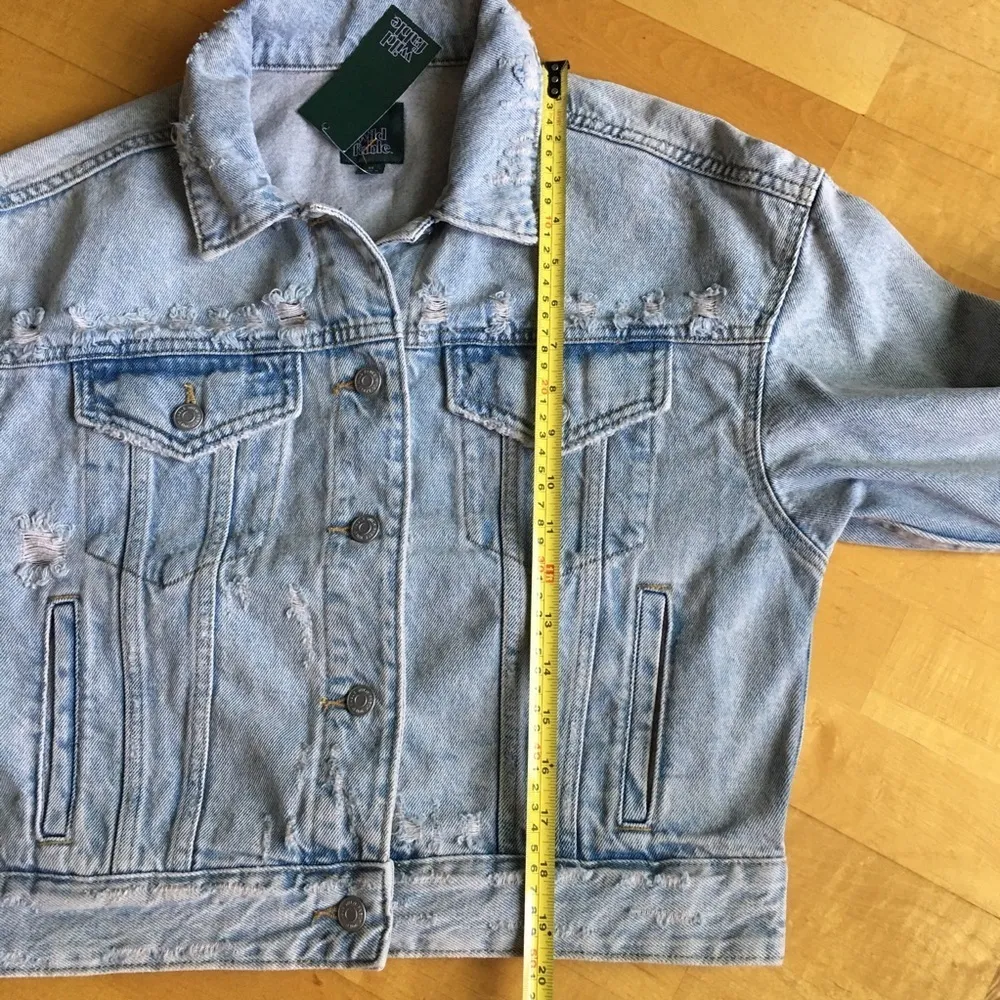 Wild Fable Cropped, Slightly Distressed, Jean Jacket, Light Blue, Size XS, NWT - Image 11