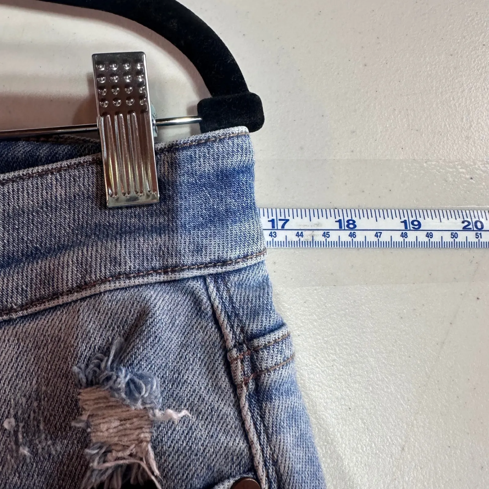 Judy Blue XL Distressed Denim Bermuda Jean Shorts Frayed Hem Distressed - Image 6