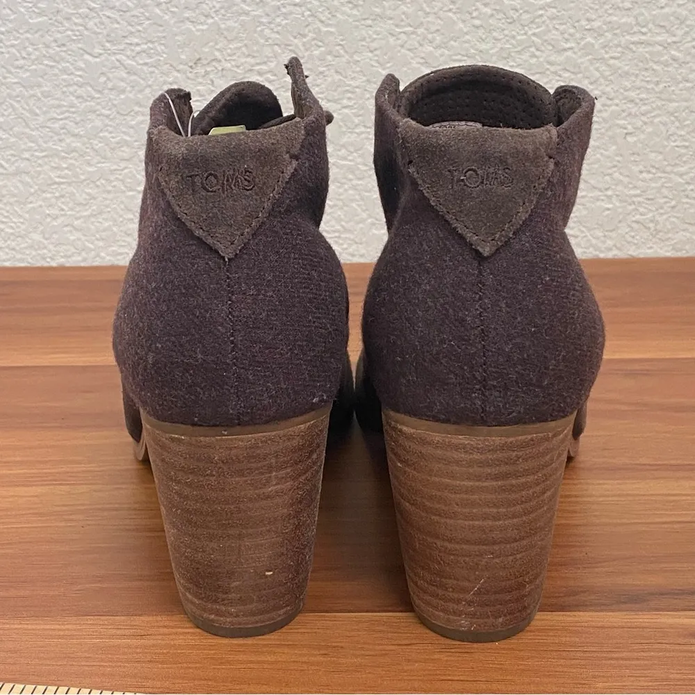 TOMS Women’s Lunata Chocolate Brown Suede/Wool Lace Up Booties Size 8 NWT - Image 4
