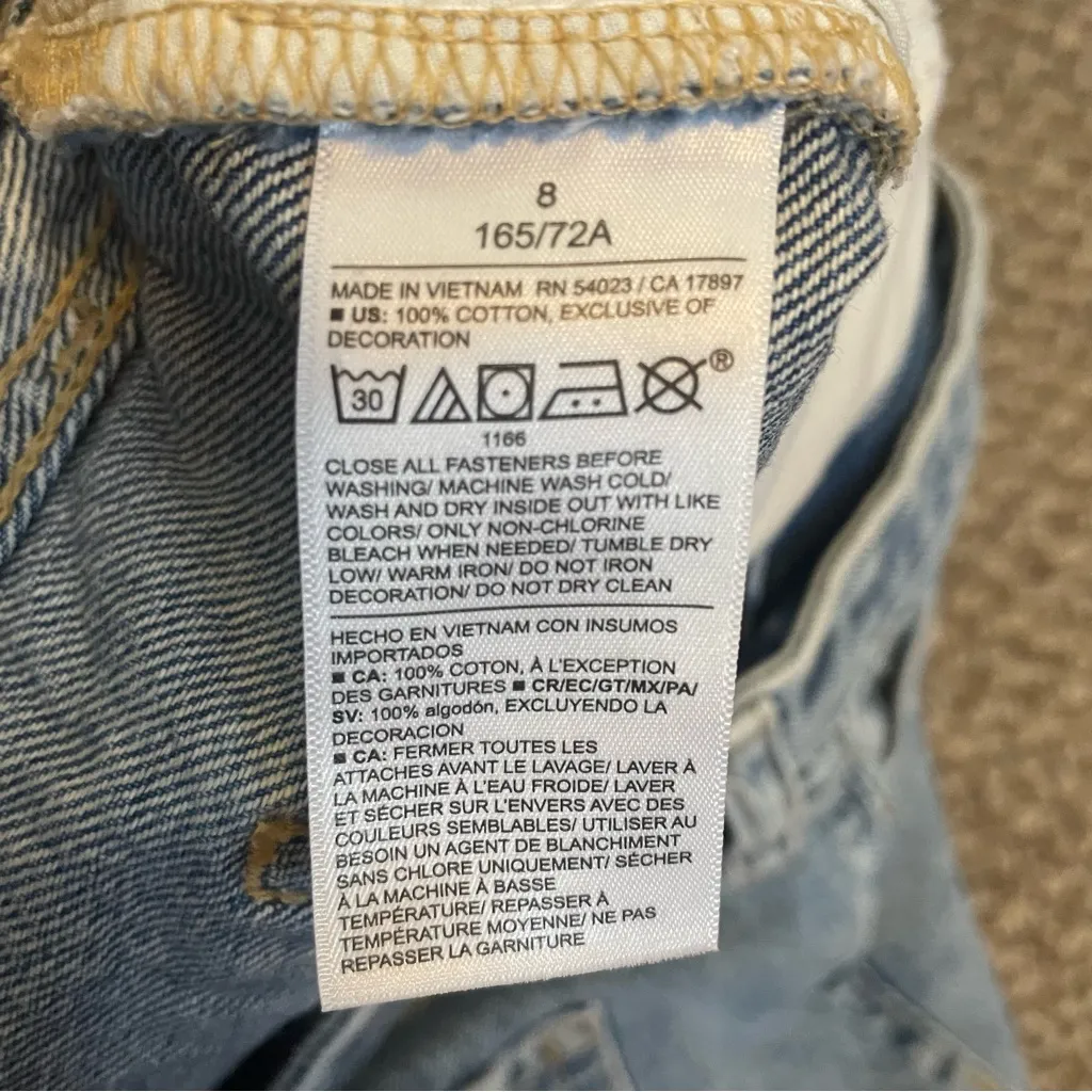 Old Navy x Disney embroidered cutoff high rise shorts - Image 5