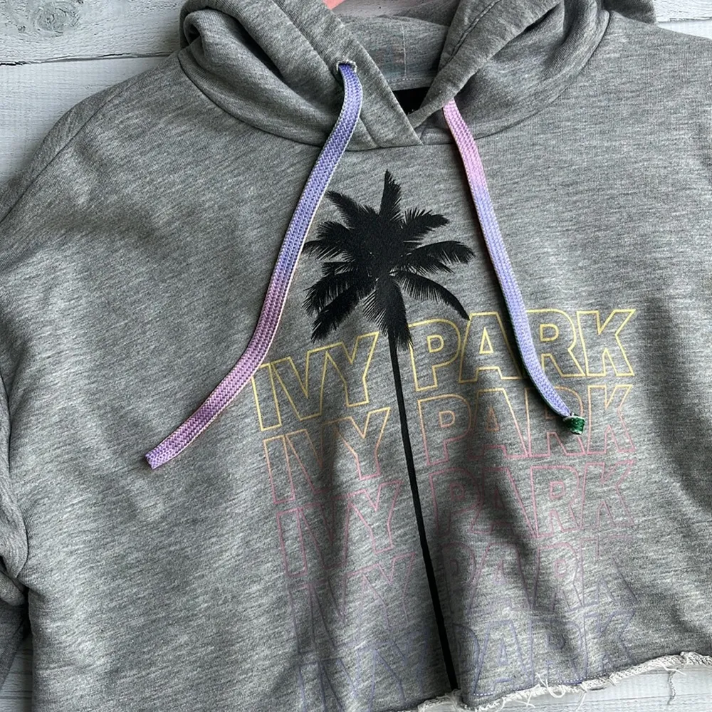 IVY PARK Festival Palm Tree Cropped Graphic Hoodie Sweatshirt XS - Image 3