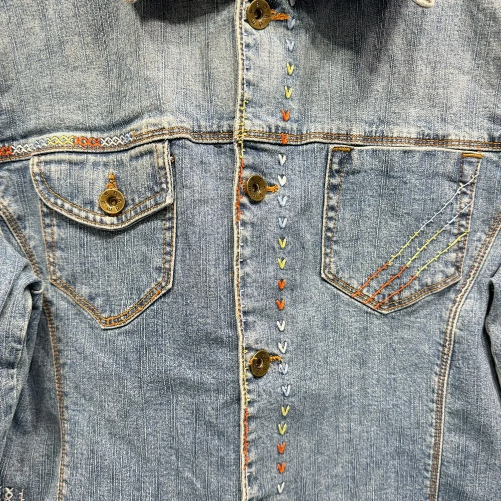 AKDMKS Embroidered Signature Logo Hip Hop Y2K Denim Jean Jacket Large - Image 5