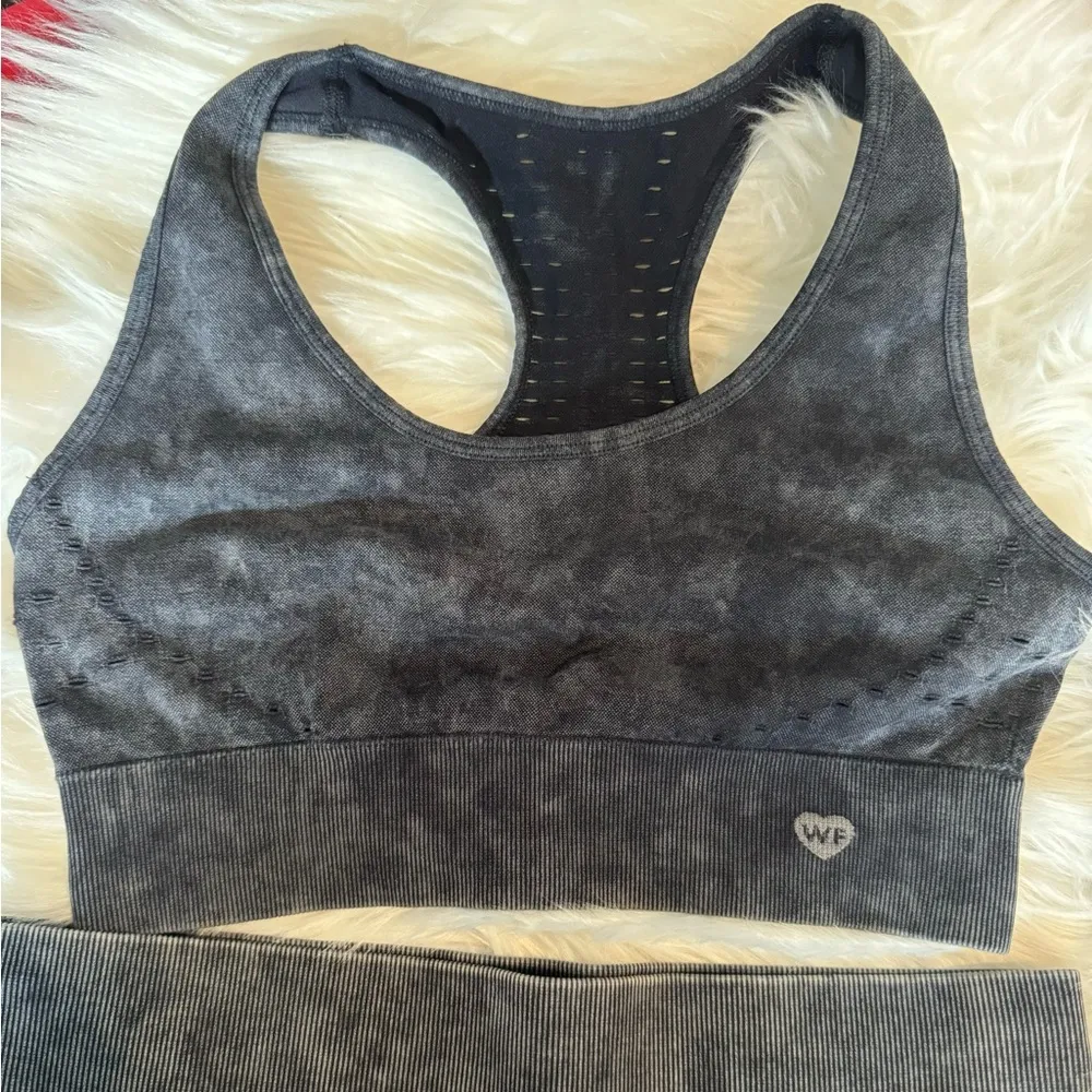 SWEAT Marbled Sports Bra & Bike Shorts Set | Size S - Image 3