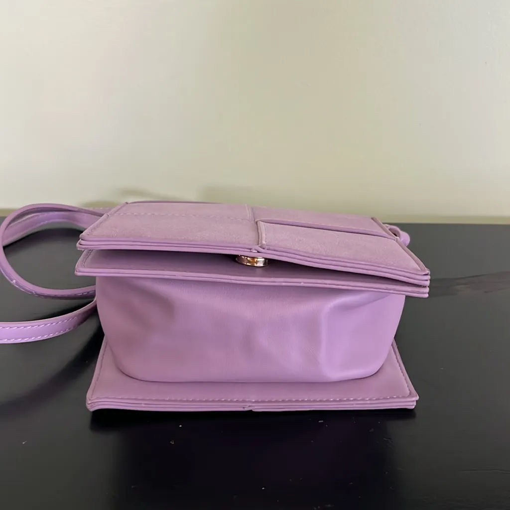Moda Luxe  Lilac Lena Crossbody - Image 9