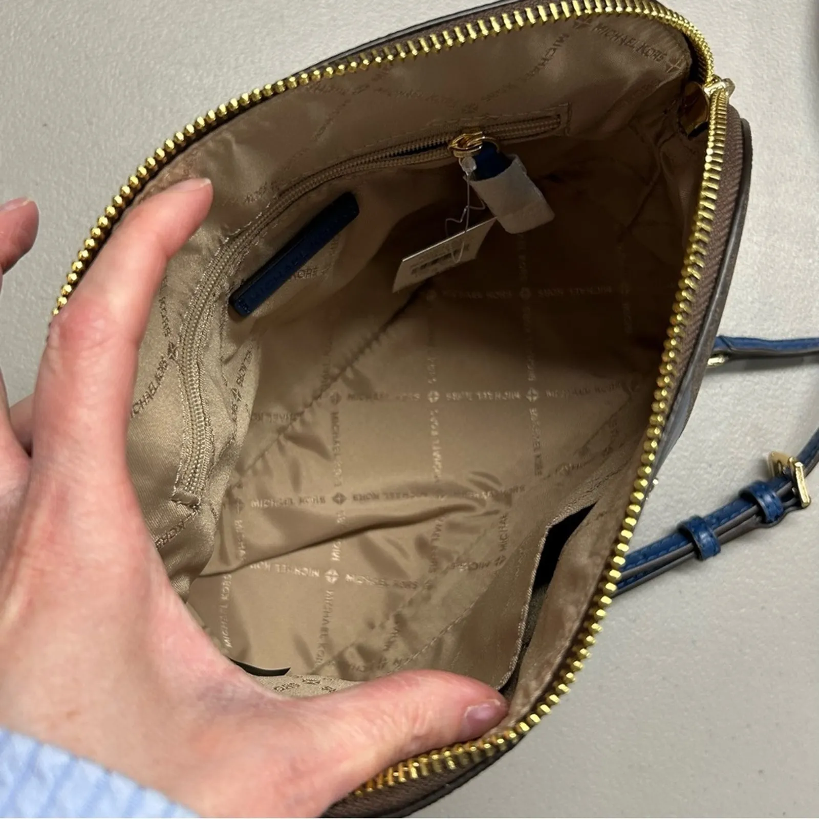 Michael Kors Crossbody Purse Cindy Dome Blue Center Stripe Brown MK Logo Bag NWT - Image 7