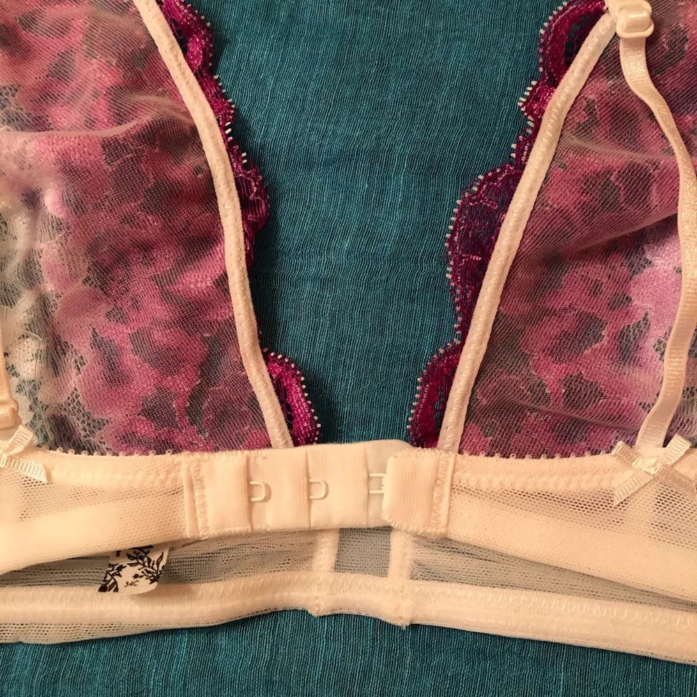 NEW Free People Intimately Lace Bra 34C - Image 6