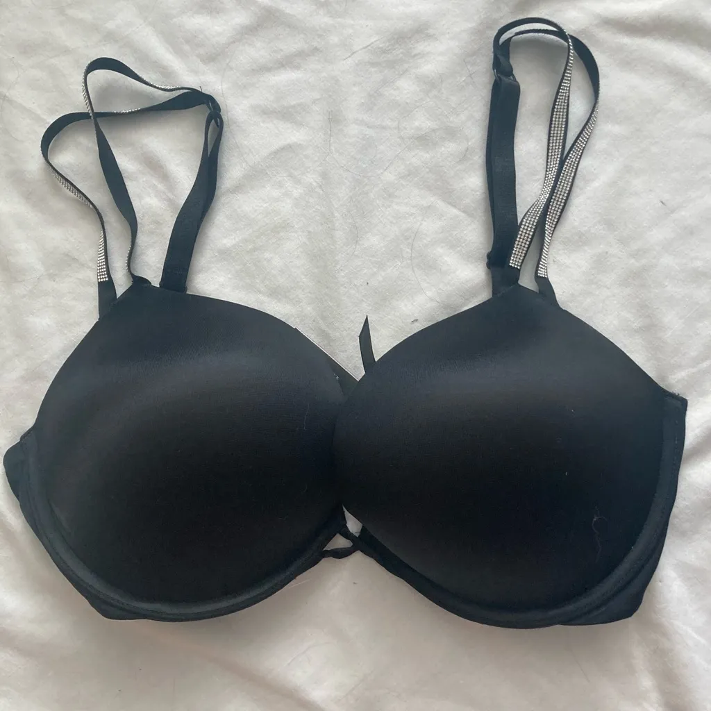 NWOT Victoria’s Secret Bombshell Double Shine Strap Push-Up Bra Size 34 D Black - Image 2