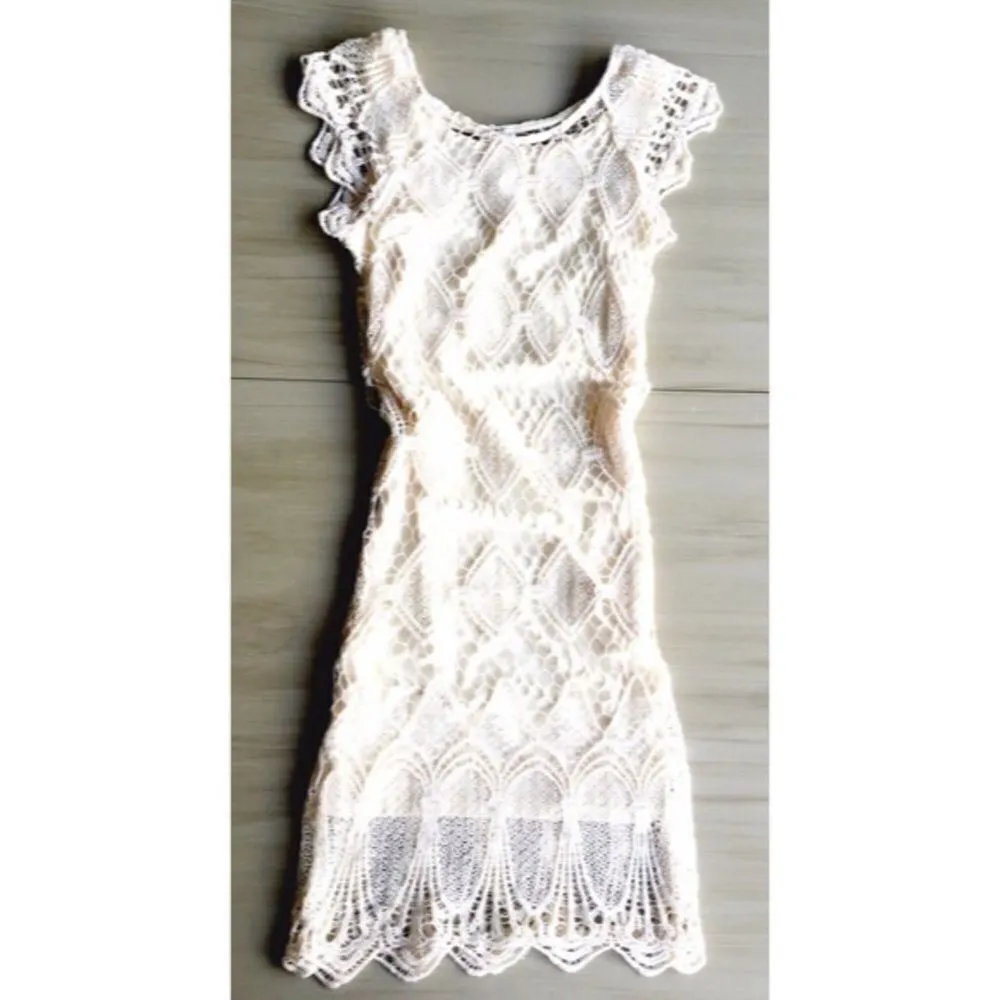 ✨HP✨Off white Crochet Dress✨ - Image 3