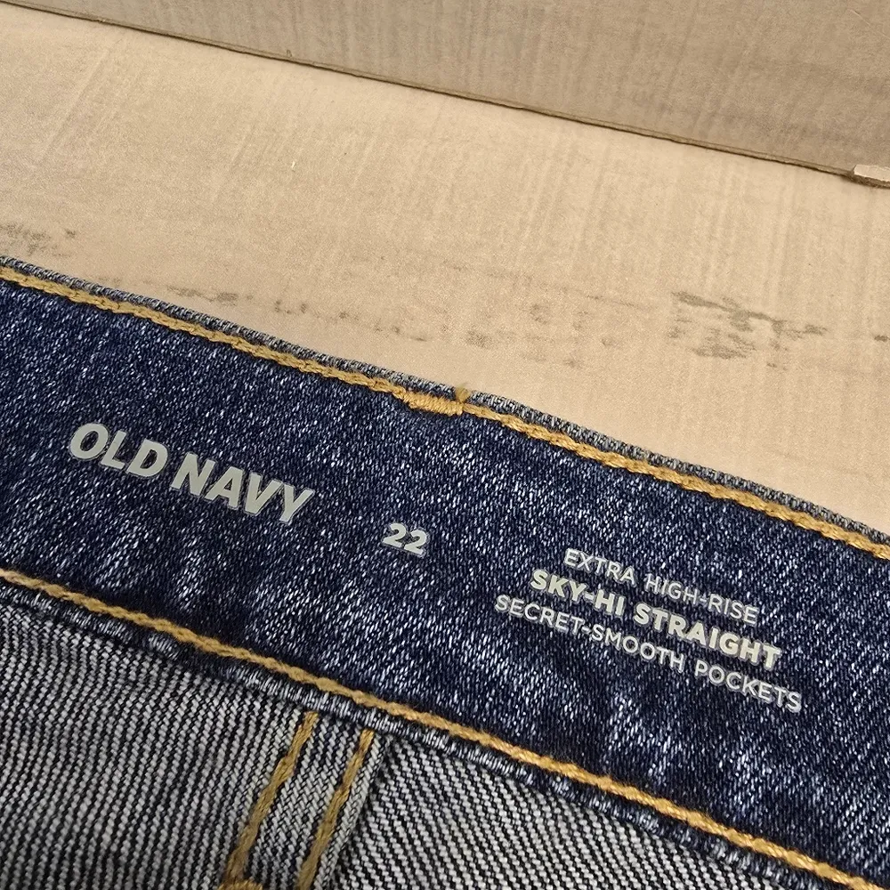 {22} NWT Old Navy Sky-Hi Straight Ankle Extra High Rise Plus Size Jeans - Image 12