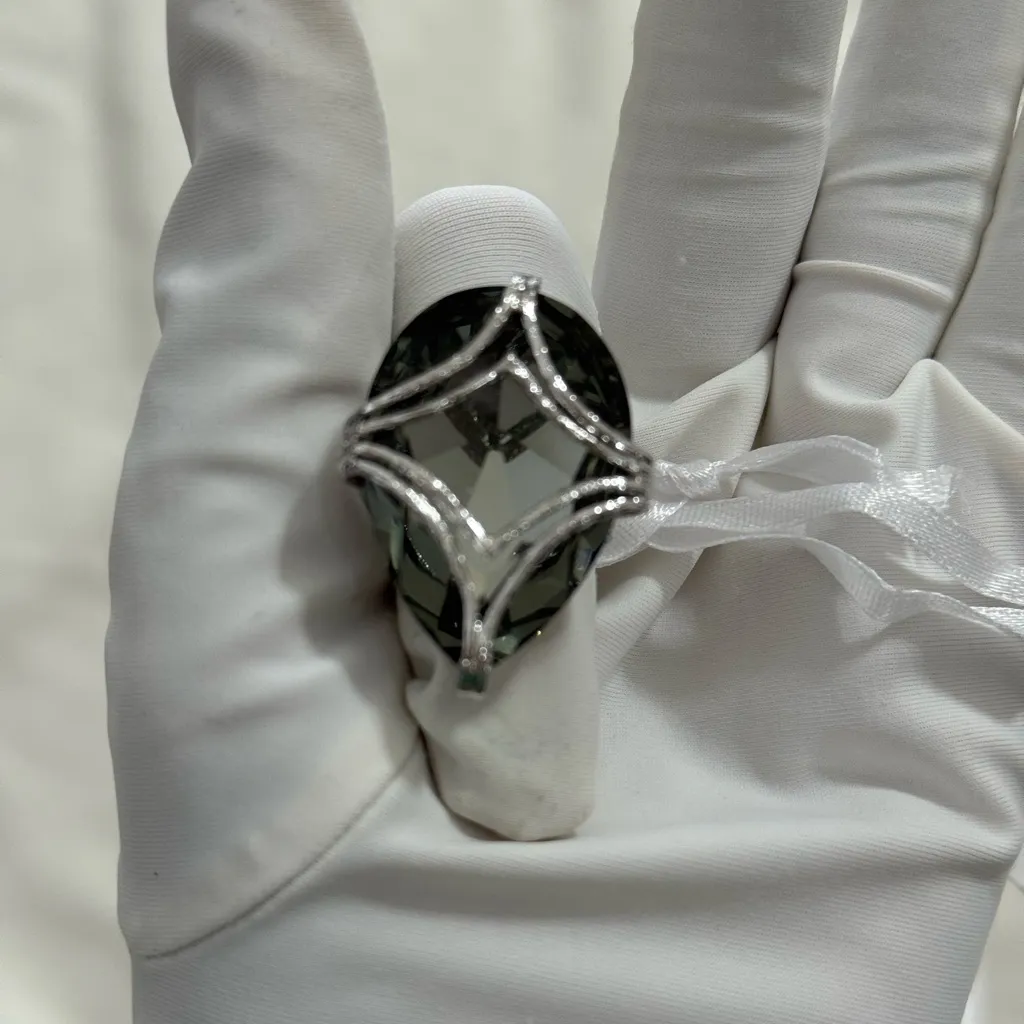 Atelier Swarovski x Anthony Nak Smoky Grey color crystal Oval silver tone cockta - Image 3