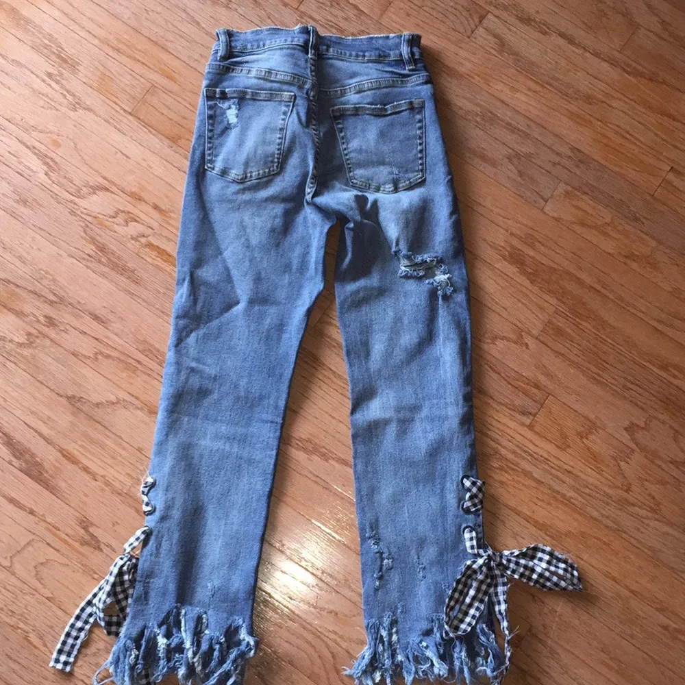 Ro + De mid rise jeans. size 25 - Image 7