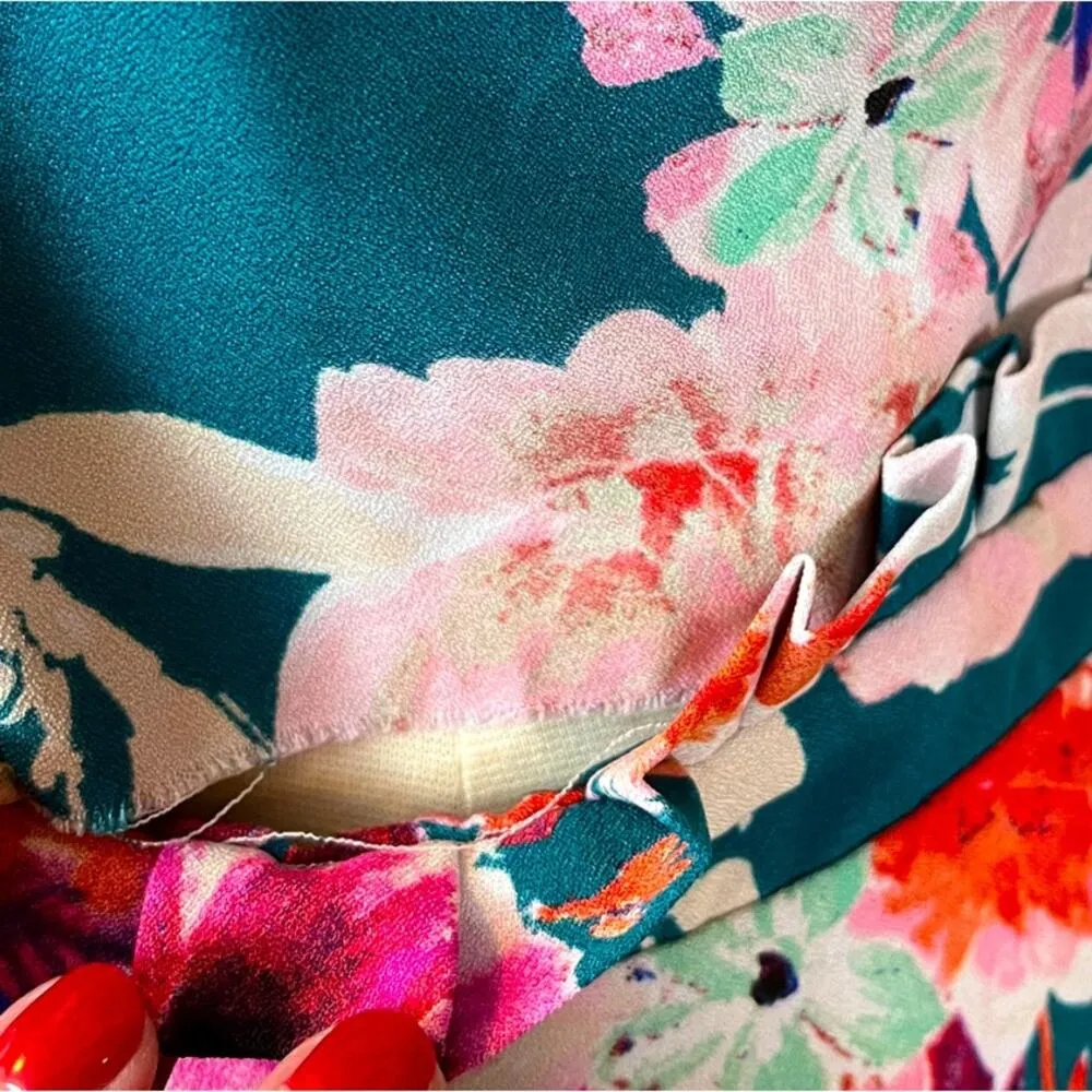 Beige by ECI Jumpsuit V-neck Sleeveless Crop Tie Waist Teal Pink Floral Size XL - Image 11