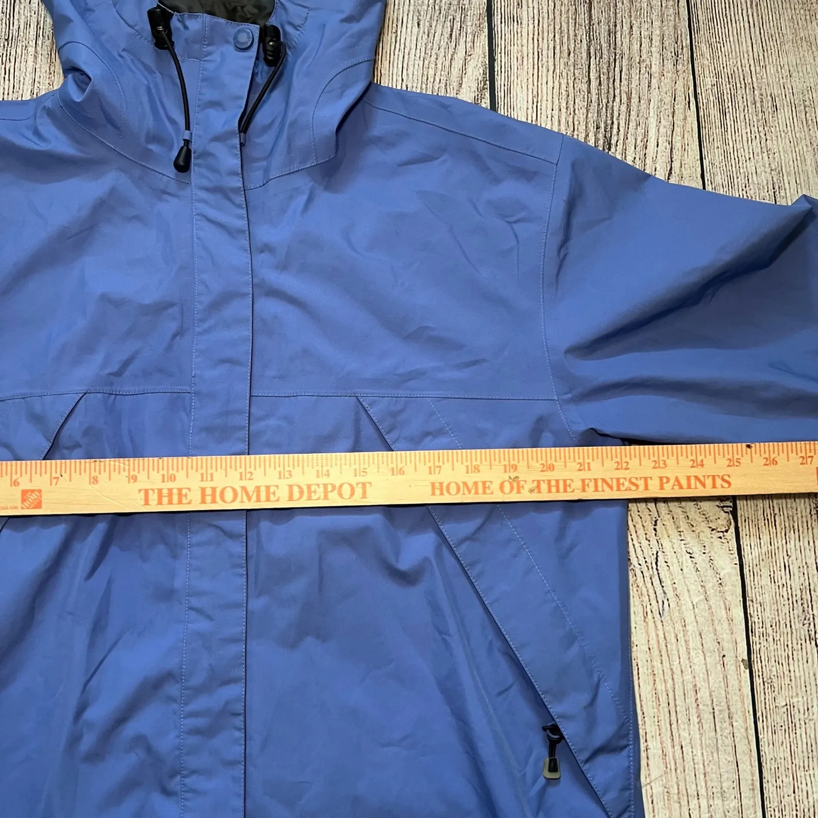 Cabela's GORE-TEX Windbreaker
Waterproof Hooded Jacket
Womens Medium Lightweight - Image 8