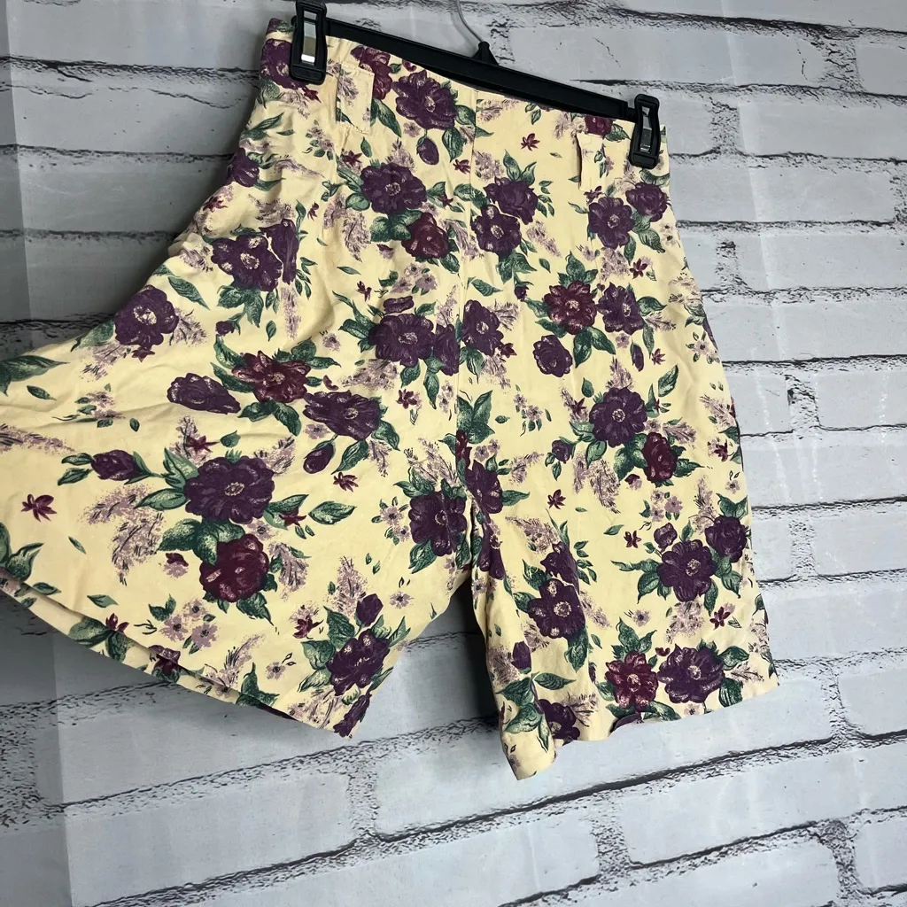 Rampage Floral High-Waist Shorts Sz 5 Tan Purple Cream Lightweight Cotton Blend - Image 9