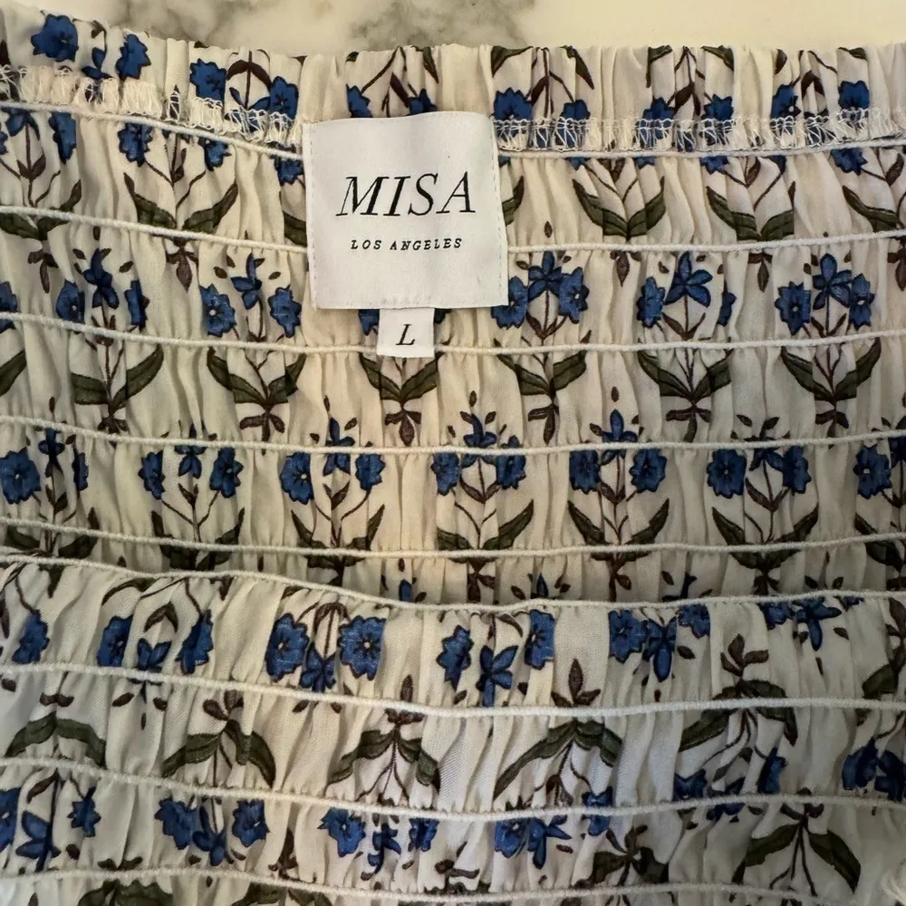 NWOT Misa Azzedina Smocked Floral Mini Skirt Blue & White Floral Pattern SIZE L - Image 6