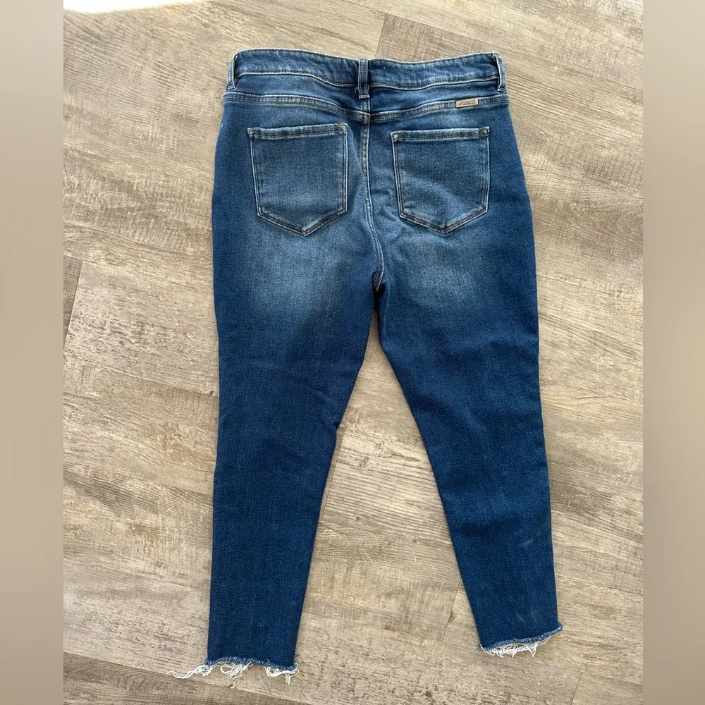 Kancan Women’s size 15/31 buttonfly Raw Hem Denim Jeans - Image 7