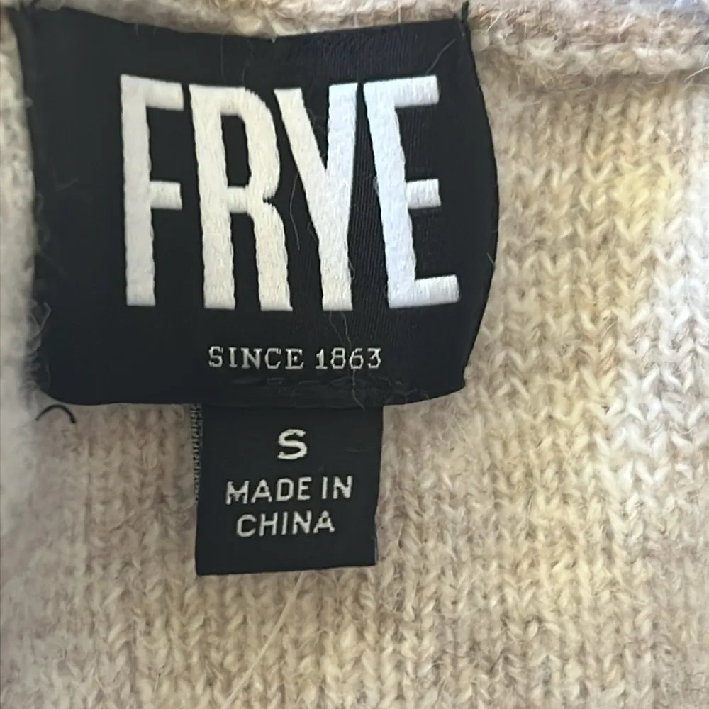 Frye Cozy Western Style Patterned Open Cardigan Sweater Size Small - Image 9
