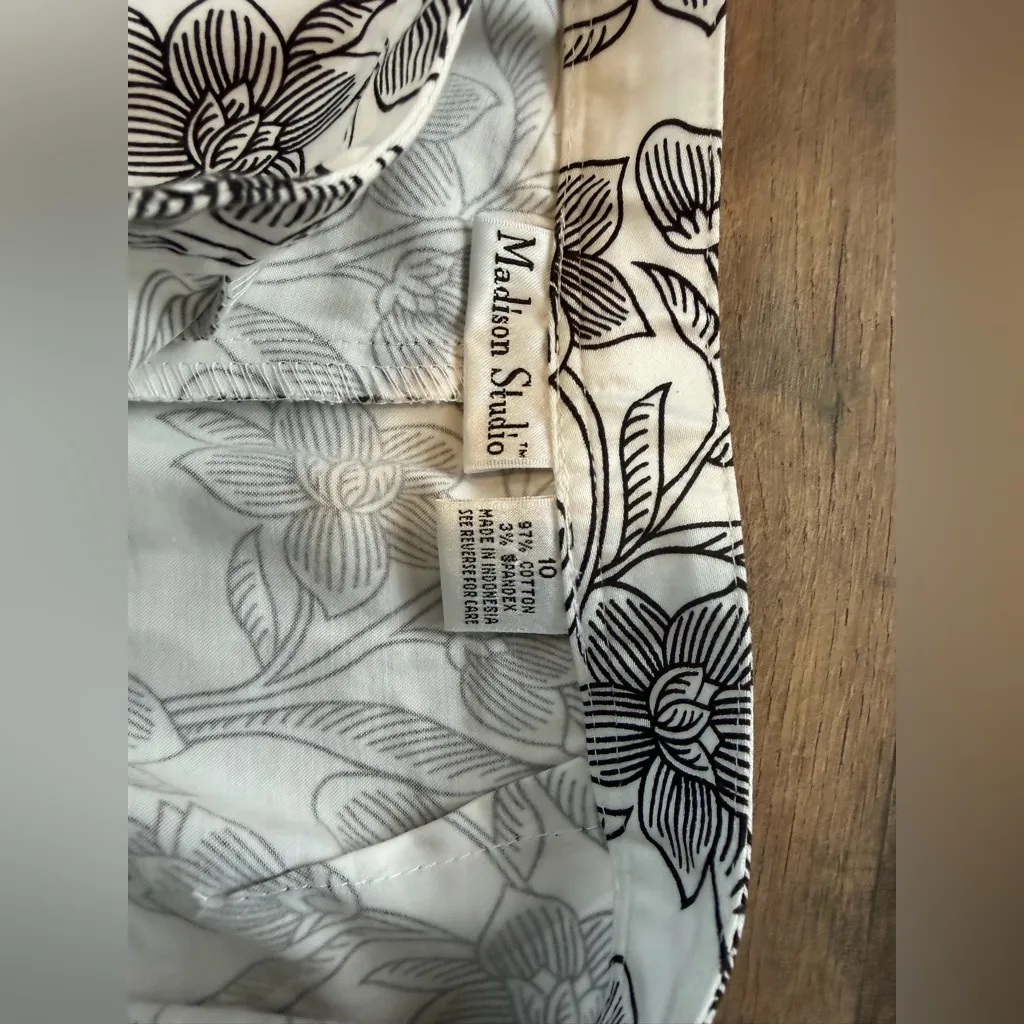 Madison Studio Monochrome Floral side zip stretch pants sz 10 nwt Black - Image 3