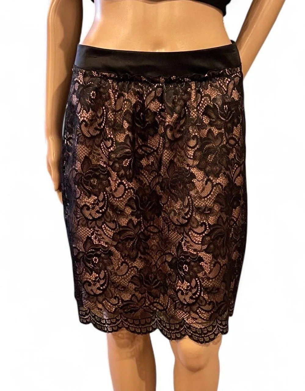 NWOT! Trina Turk Silk Skirt Black Lace Short Side-zip Size 6  - Image 3