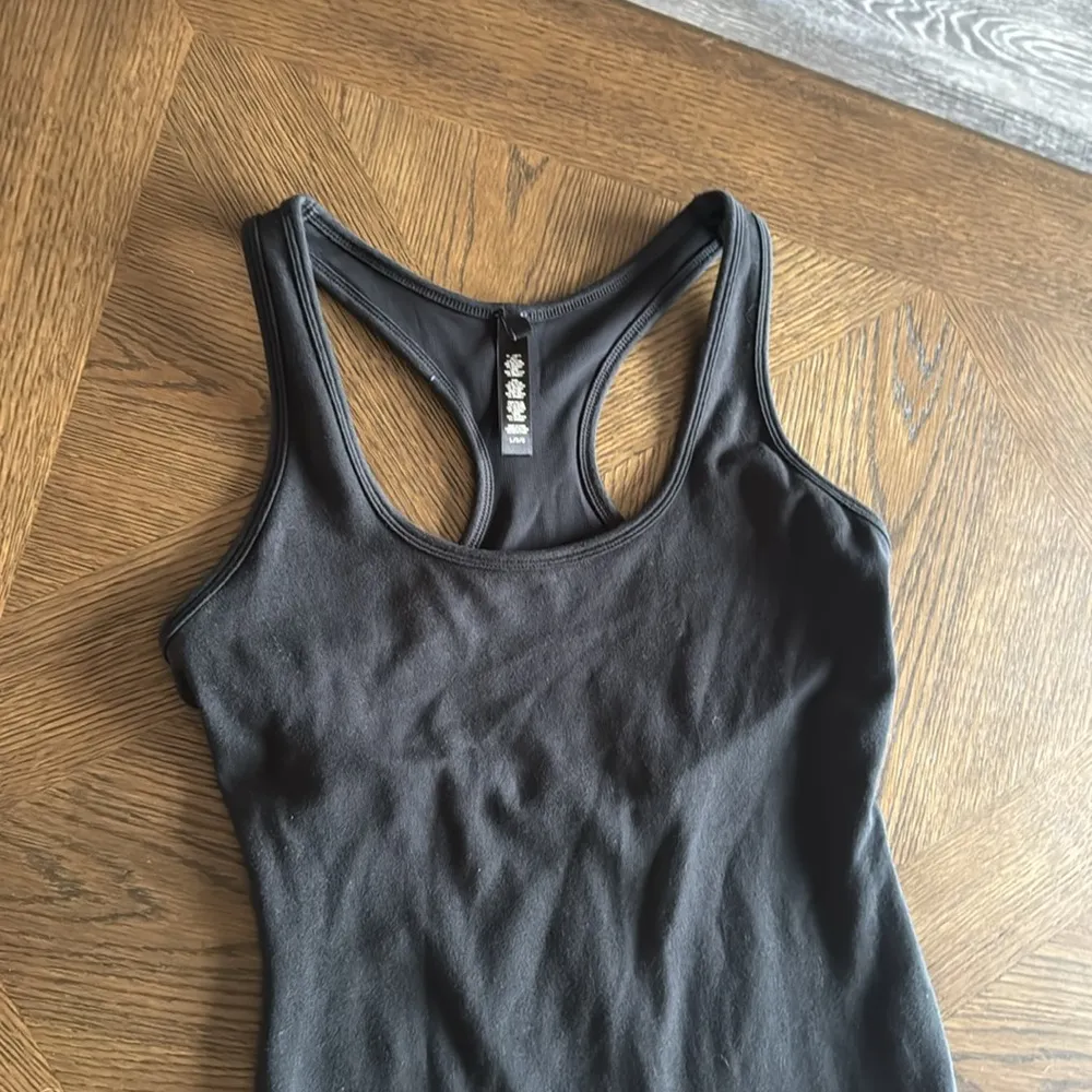 SKIMS OUTDOOR MID THIGH ONESIE, Size Large, $80 - Image 7