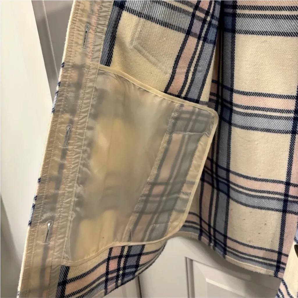 GAP Plaid Flannel Jacket - Image 5