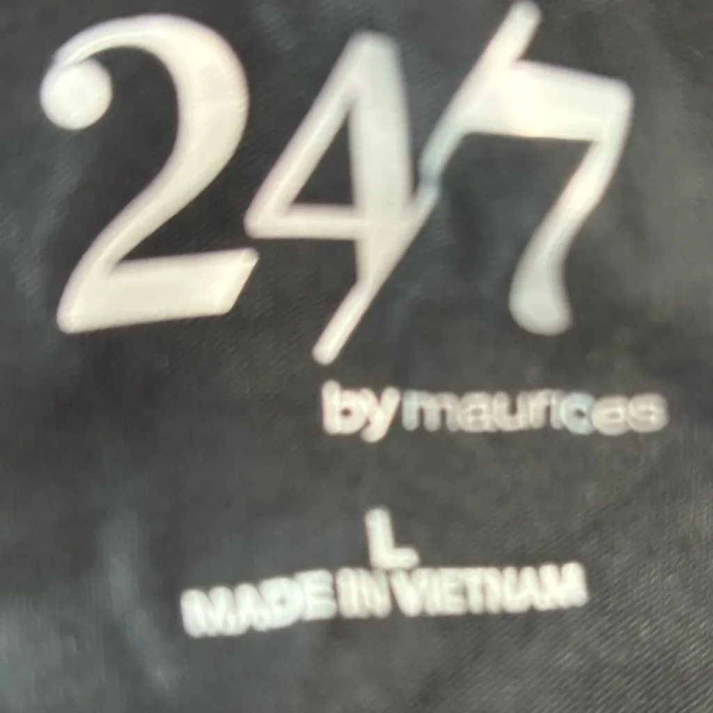 Maurices 24/7 L Whimseygoth Capped Sleeve Stretch Charcoal Tee Top - Image 4