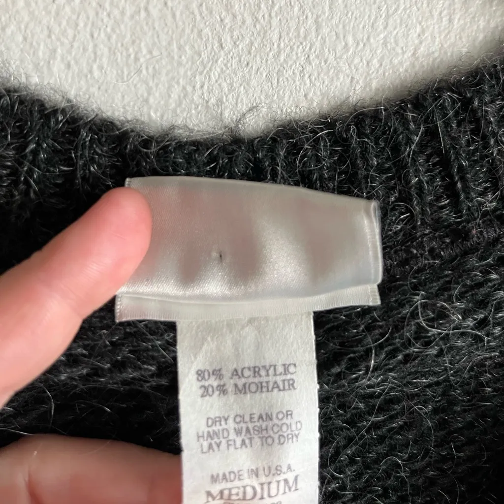 VINTAGE Fashion Bug Mohair Blend Cardigan Sweater Gray Floral Embroidered Fuzzy Size M - Image 4