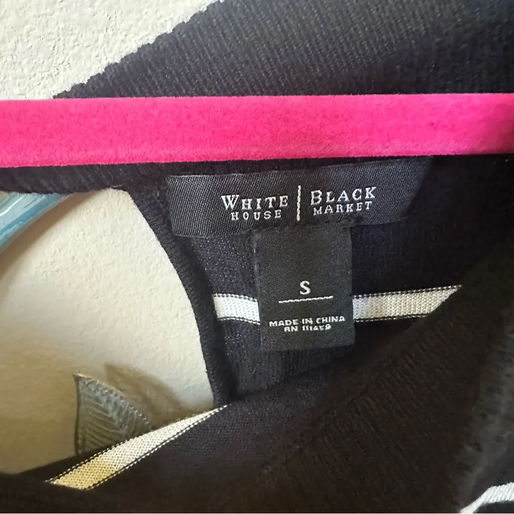 White House Black Market striped lightweight sweater w/twisted keyhole back Sm - Image 3