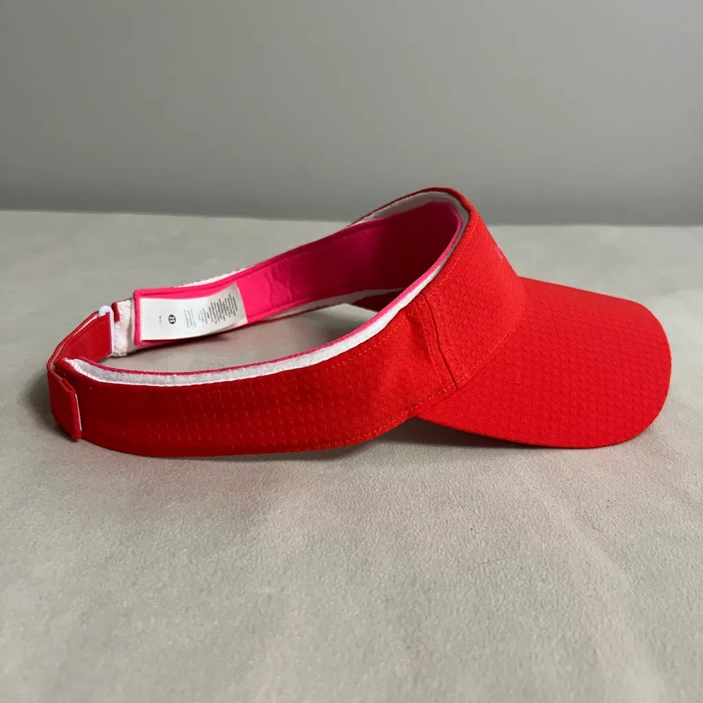 🧢 Lululemon Fast and Free Visor – Bold Red/Pink (S/M) - Image 3