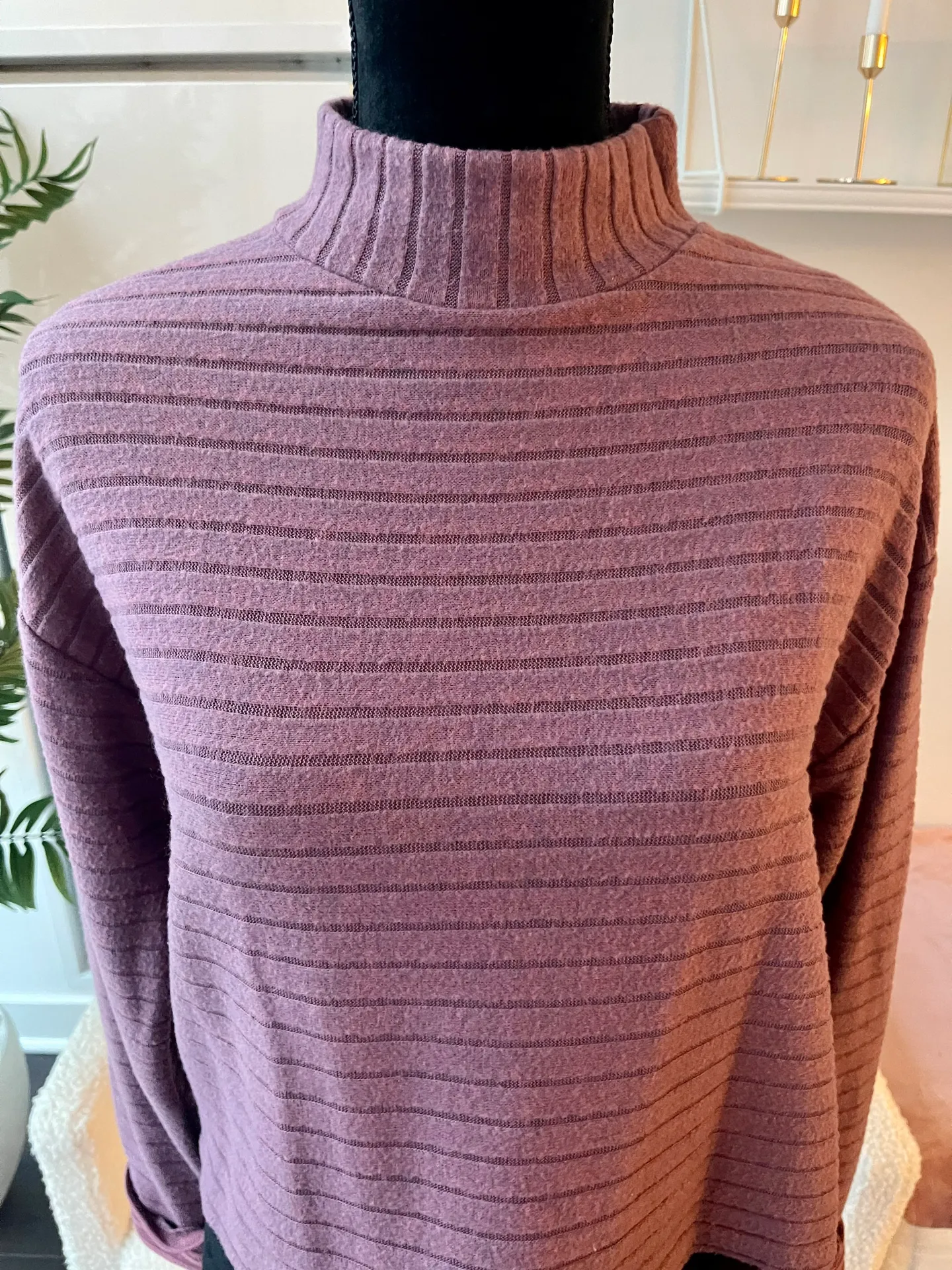 Ribbed Pink Mock Neck Long Sleeve Top Size Medium - Image 3