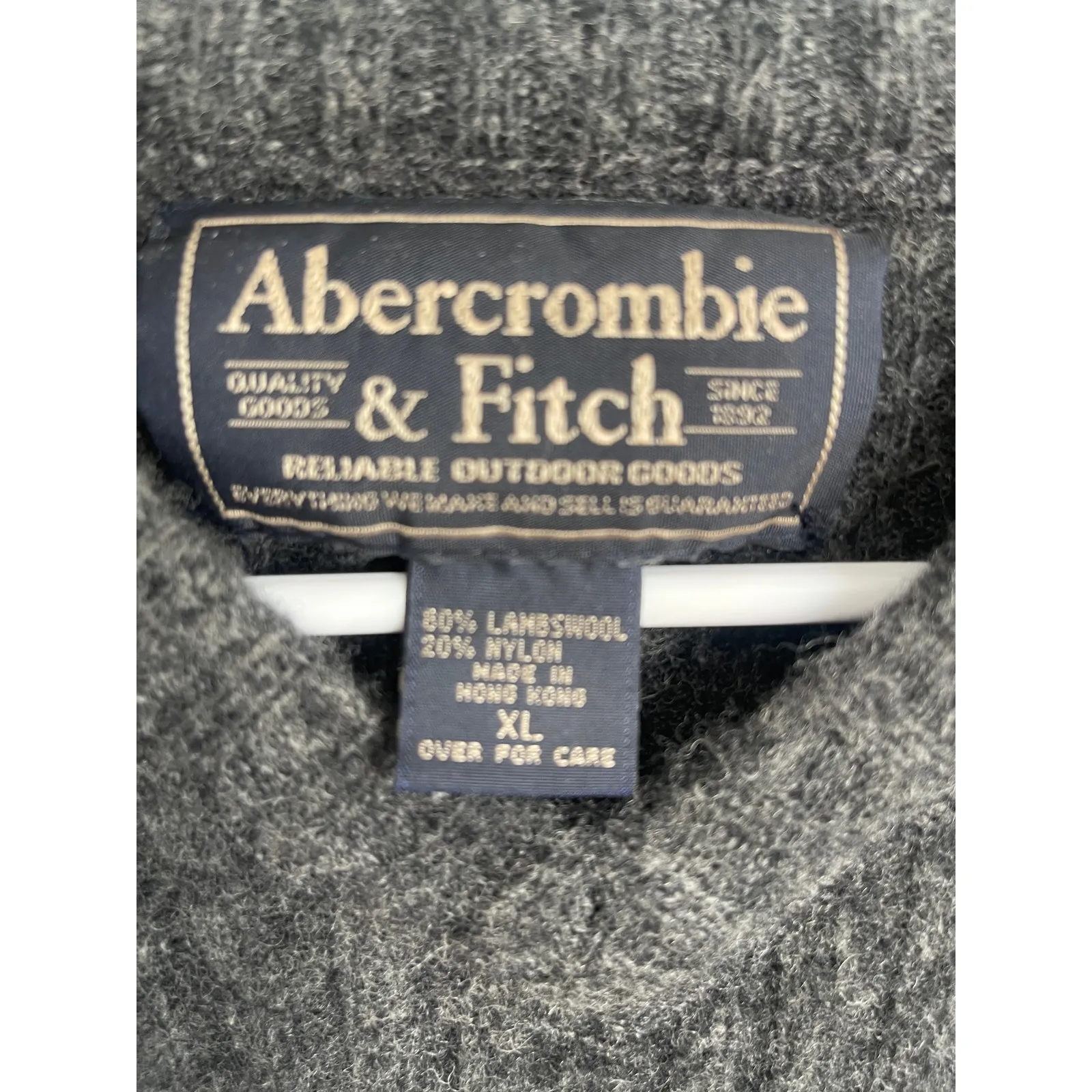 Abercrombie & Fitch Vintage Lambswool V-Neck Gray Sweater Y2K - Image 2